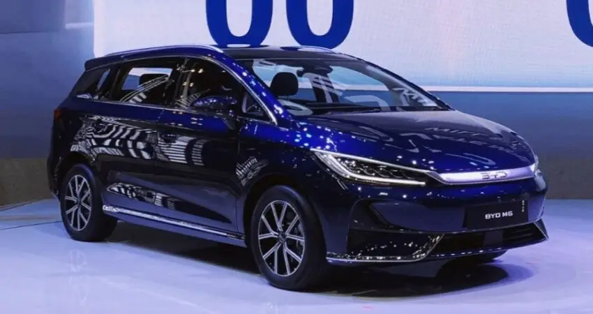 BYD M6 blue 1