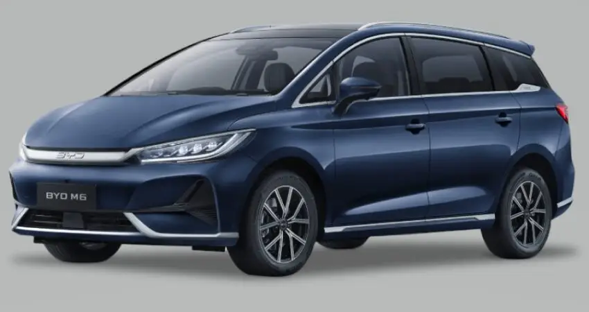 BYD m6