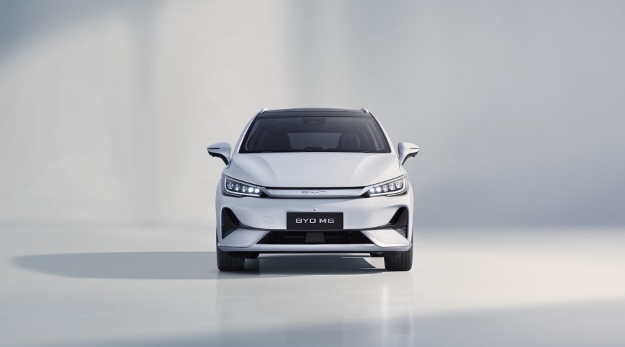 BYD product-m6-2